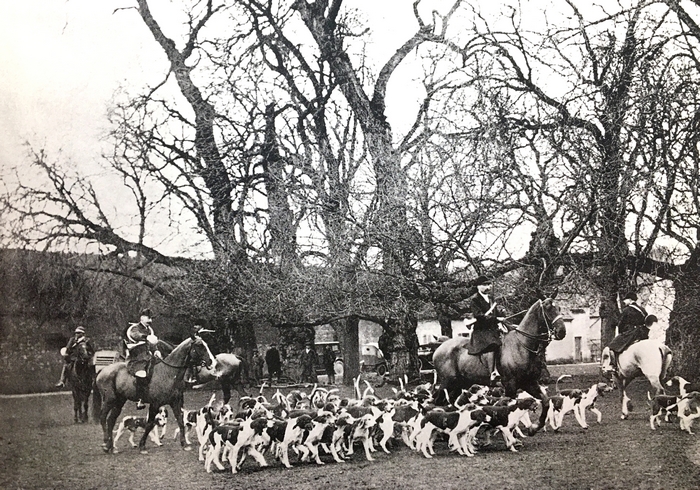 Dans le Cher en mars (1925) - Rallie Saint-Hubert, Equipage Beauchamps, Equipage de Chandaire - Don à la Société de Vènerie